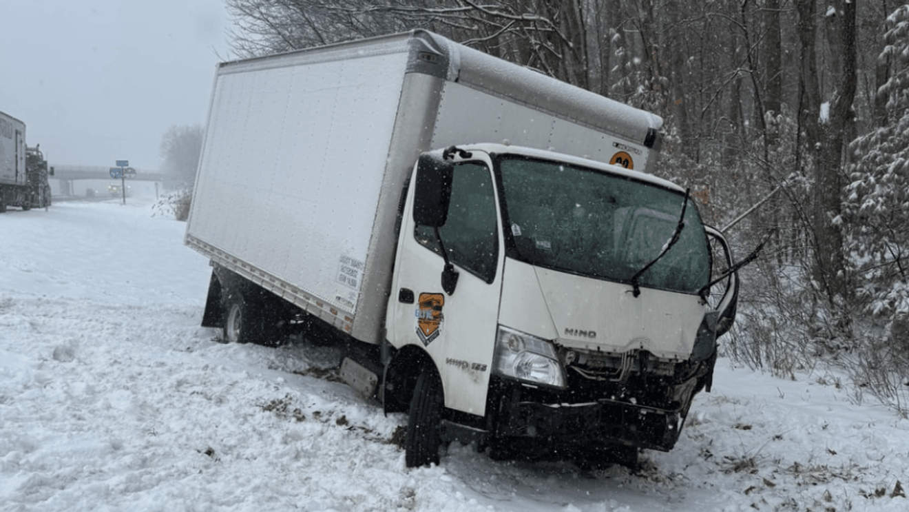 Over 60 Crashes Reported as Maine Faces Messy Weather