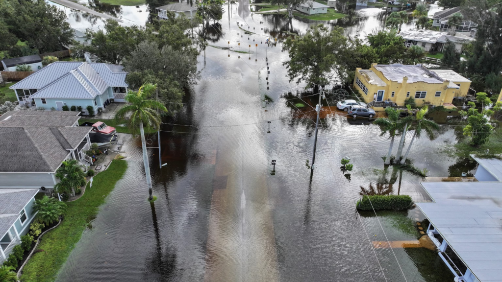 Hurricane-Force Wind Gusts Slam Northwest While Florida Floods