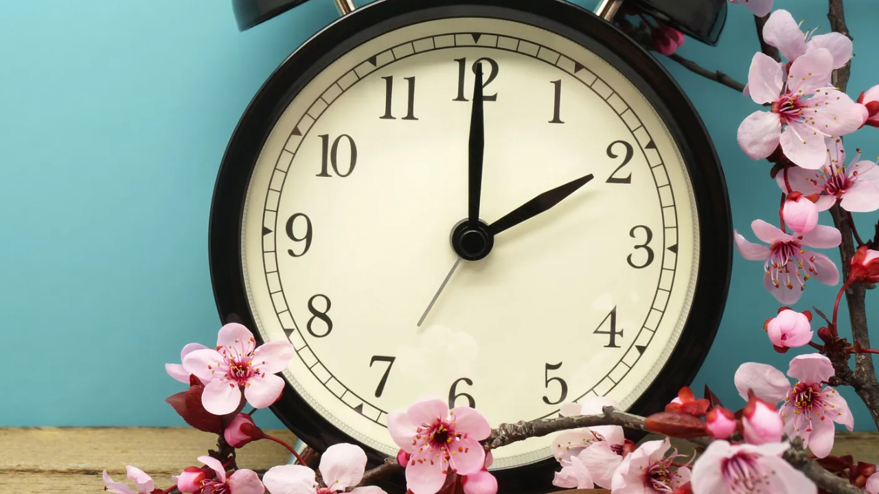 Texas Residents Anticipate Earliest Daylight Saving Time in Five Years Amid Legislative Debates!