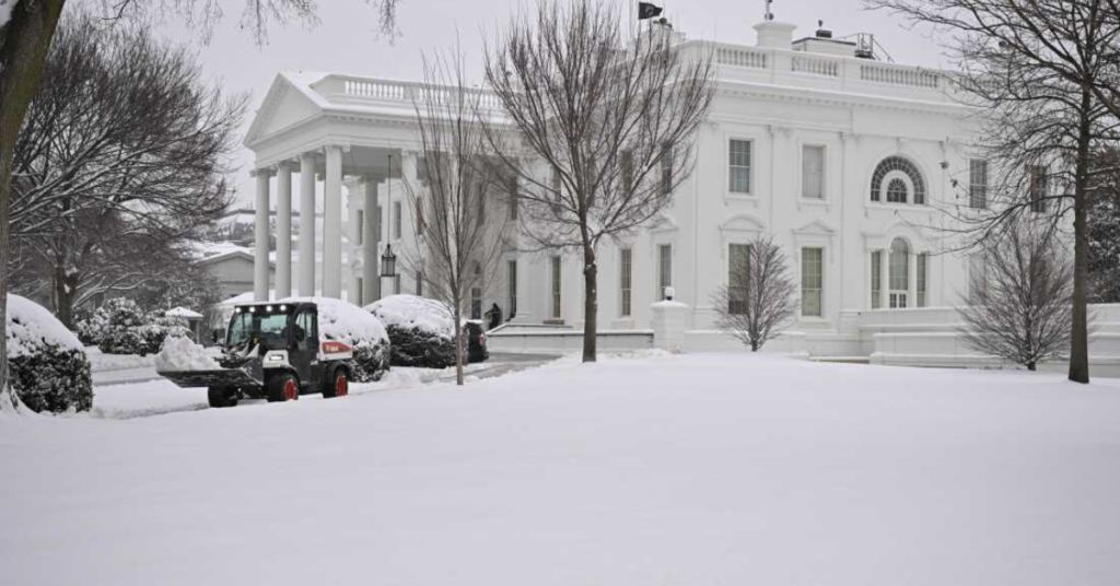 How Will Washington's Cloudy and Cooler Sunday Affect the State?