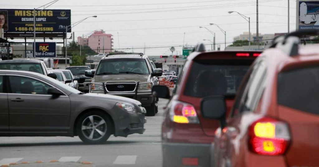 Montana’s Latest Driving Law: Right Turns at Red Lights Now Have New Rules!