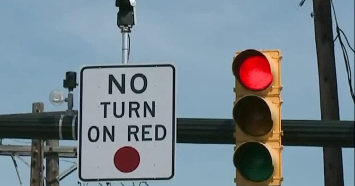 West Virginia’s New Traffic Rule: Right Turns at Red Lights Explained!