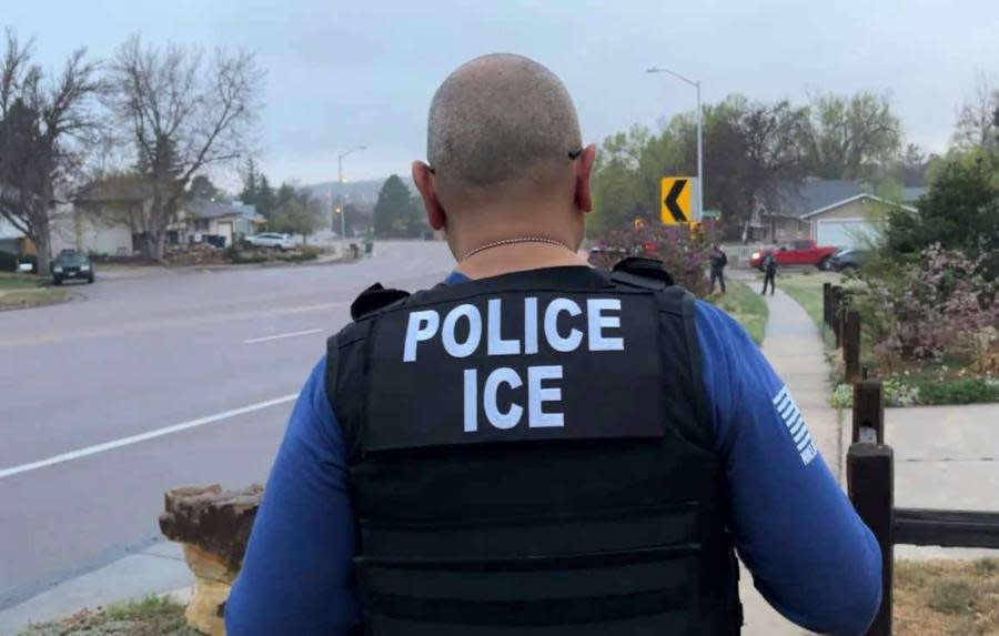 Shocking: El Paso County Sheriff Releases 16 Undocumented Immigrants to ICE Agents