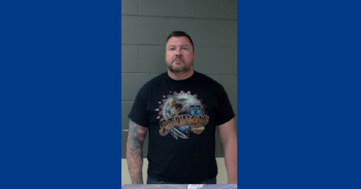 Shocking Incident: Cerro Gordo Deputy Accused of Punching Woman in Bar Fight