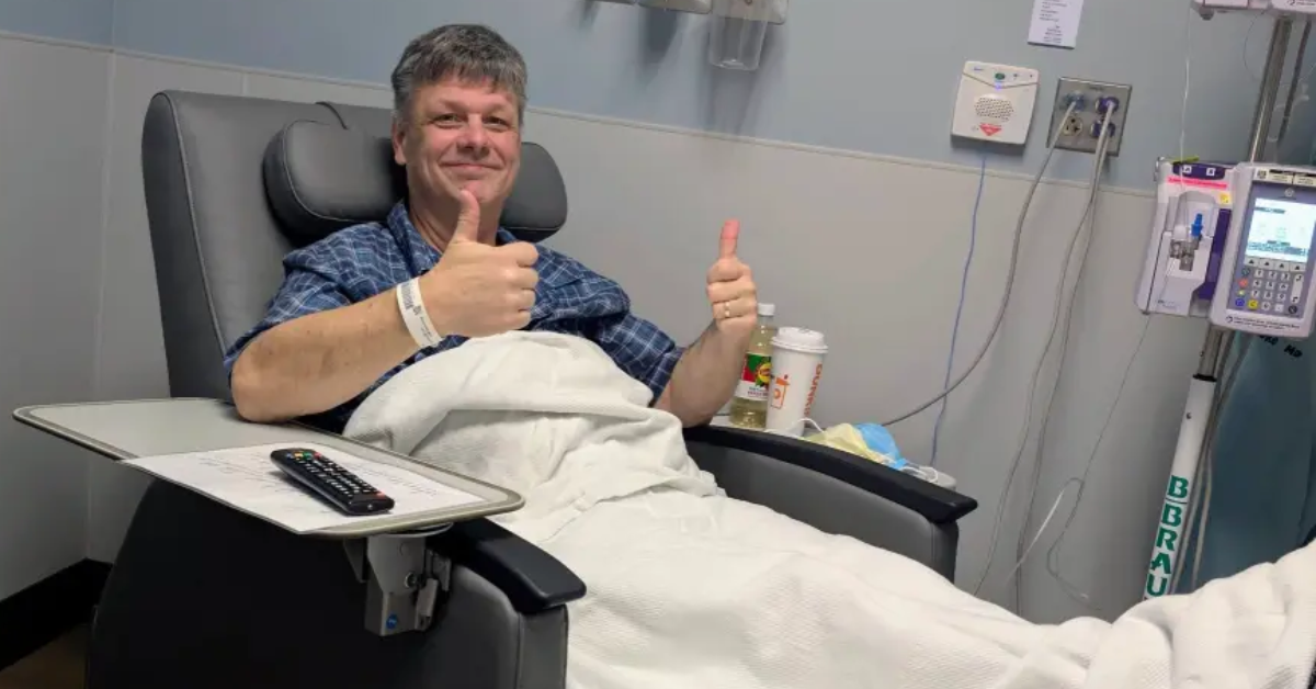 Beloved Firefighter’s Only Cancer Warning Sign Was Shockingly Easy to Miss
