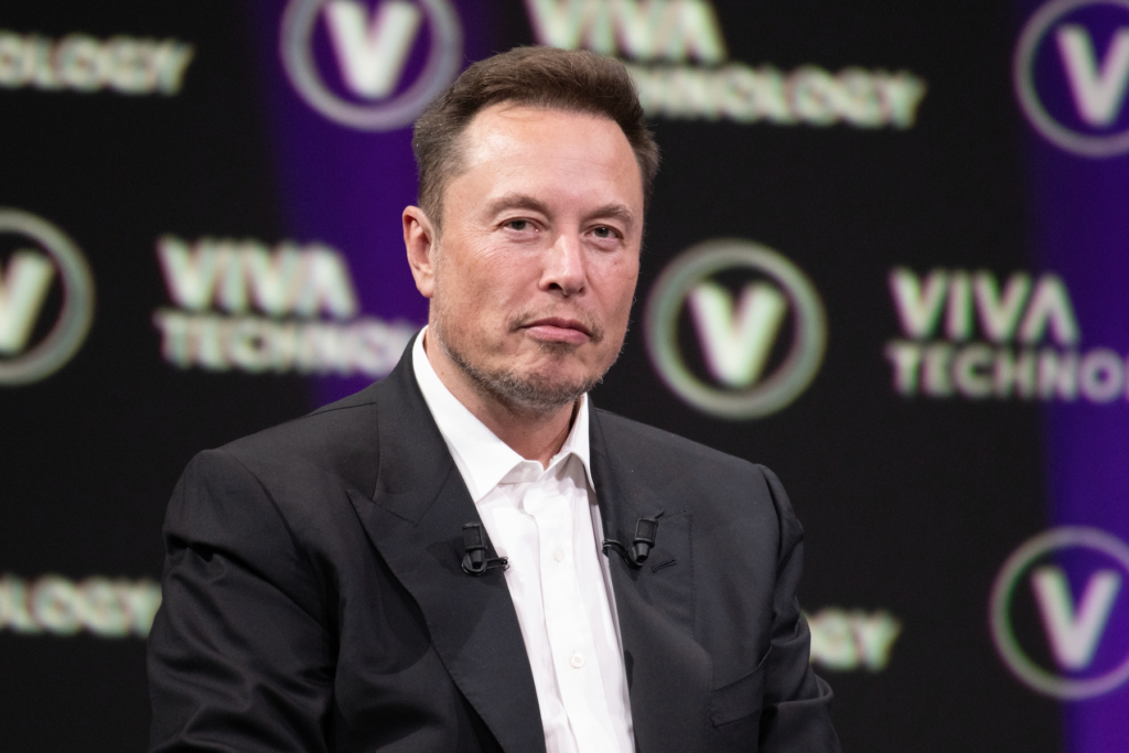 Why the Sun Is Causing Elon Musk’s Starlink Satellites to Fall From the Sky?