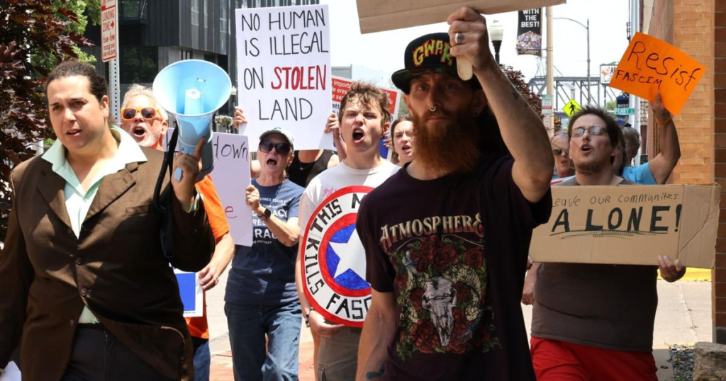 QC Protesters Urge Government to Create Path to Citizenship for Immigrants