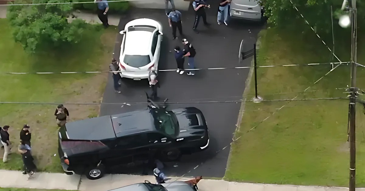 Intense Police Operation in Howell Township: SWAT Teams Arrest Multiple Individuals!