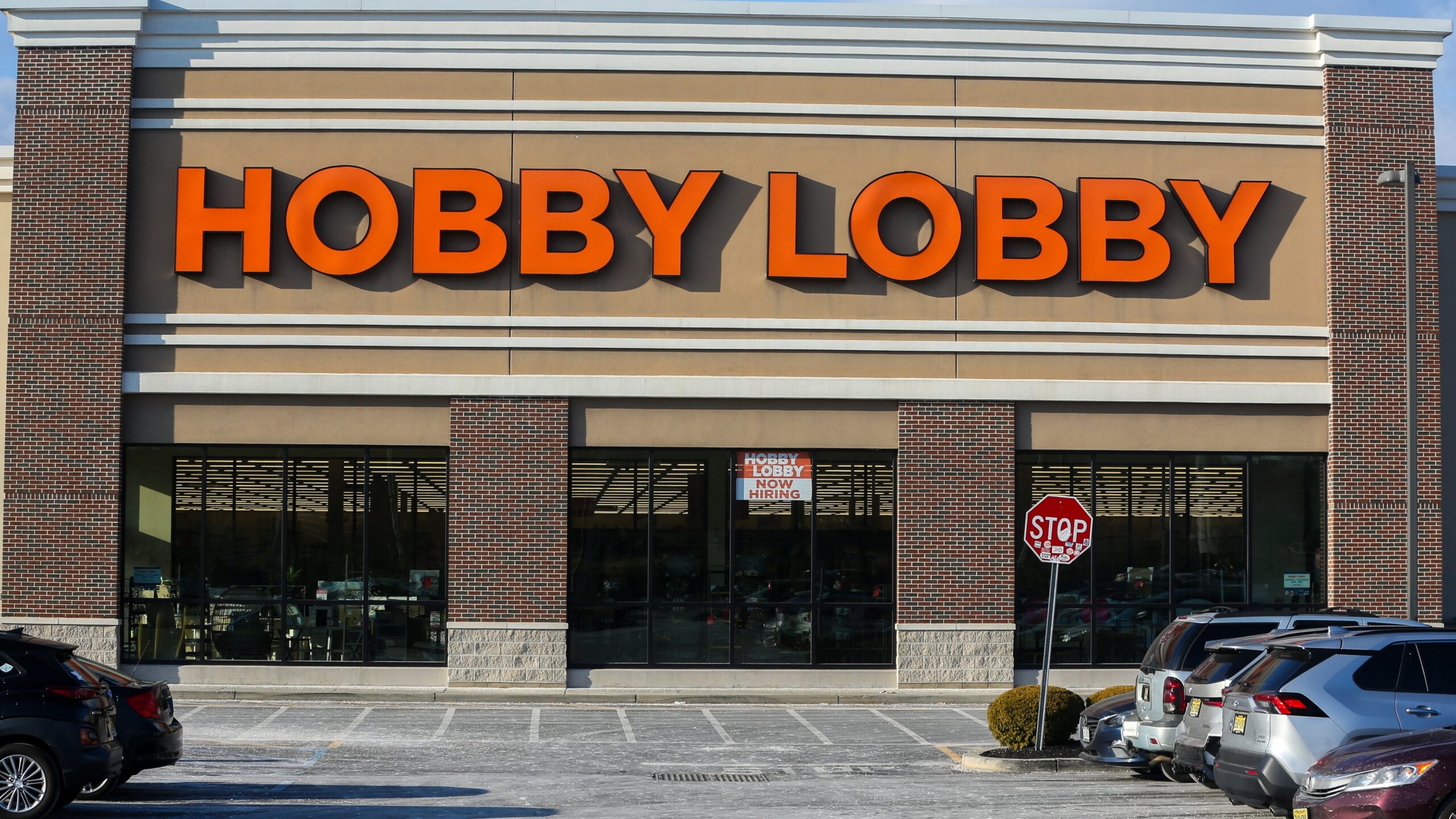 Is Hobby Lobby open on July 4th, 2025? Store hours for 4th of July holiday