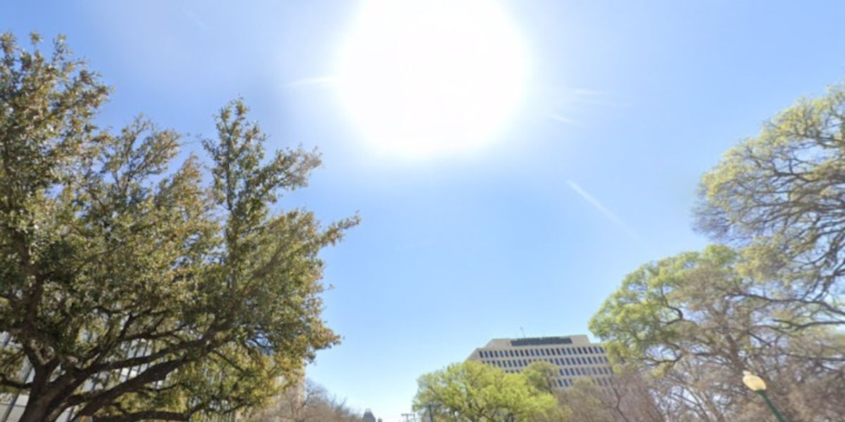 Houston Braces for Another Sweltering Day Thursday Before Rain Moves In