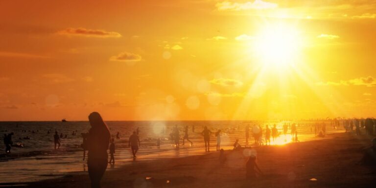 Sweltering Heat and Limited Rain in Central Florida This Weekend